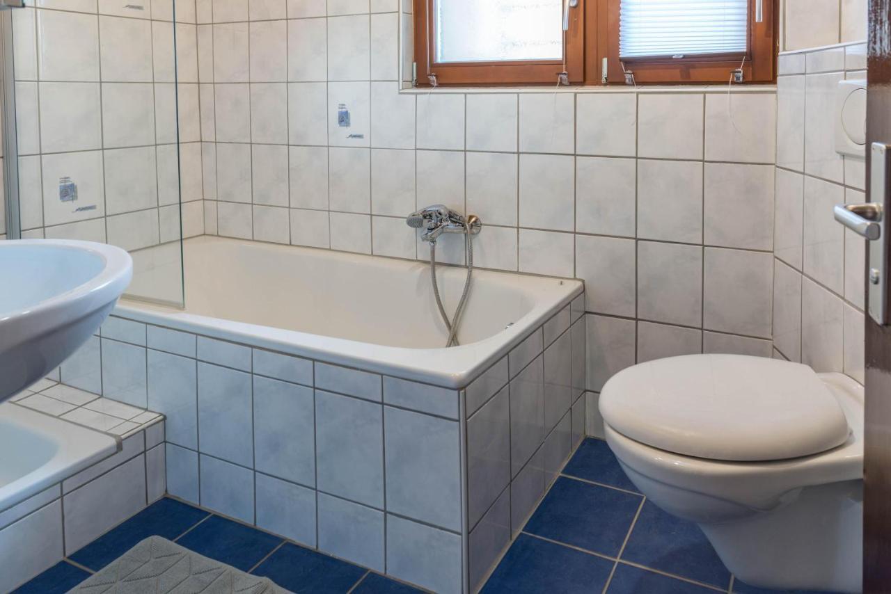 Ferienwohnung Zum Hecht ユーバーリンゲン エクステリア 写真